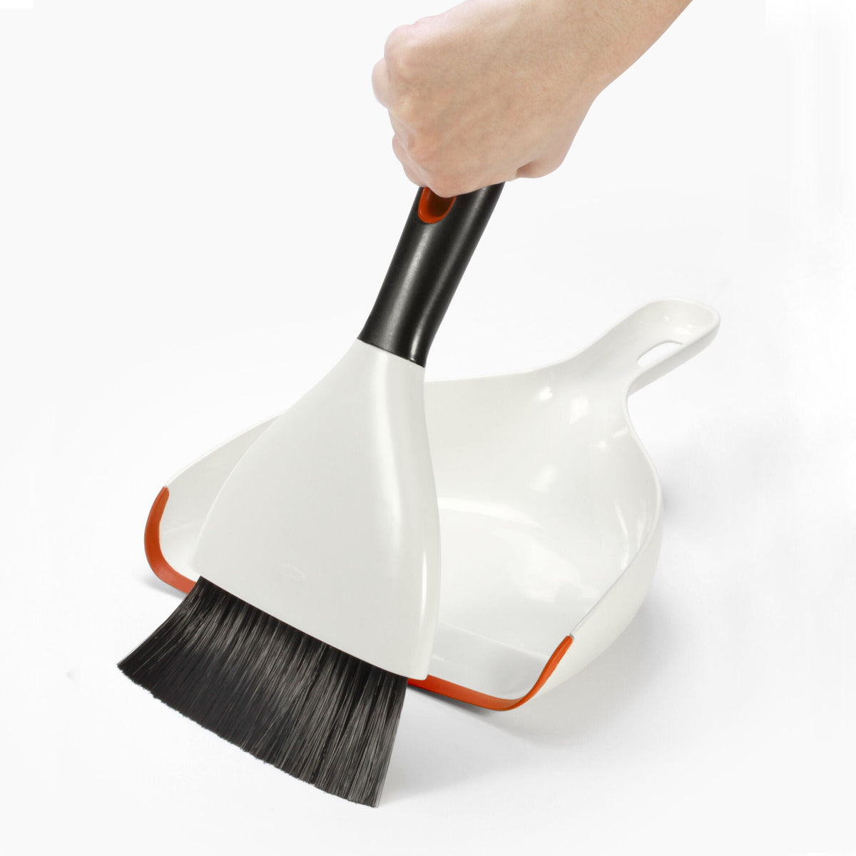 dustpan-and-brush-set-o1 gg_1334480_7_dustpan_brush_set.jpg