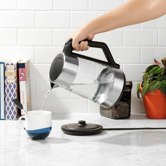 cordless-glass-electric-kettle-m9 lifestyle1.jpg