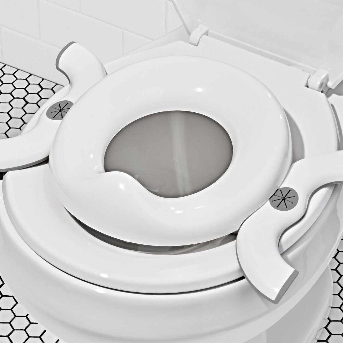 2-in-1-go-pottytm-with-travel-bag-s3 mx1g3u1hkhvlvlasi2pl.jpg