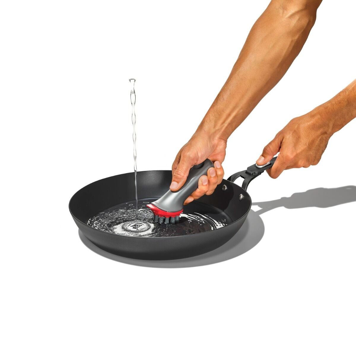 carbon-steel-with-removable-handle-10in-pan-b0 od__2059640001__10incarbonsteelpan_79_p_03_rgb.jpg