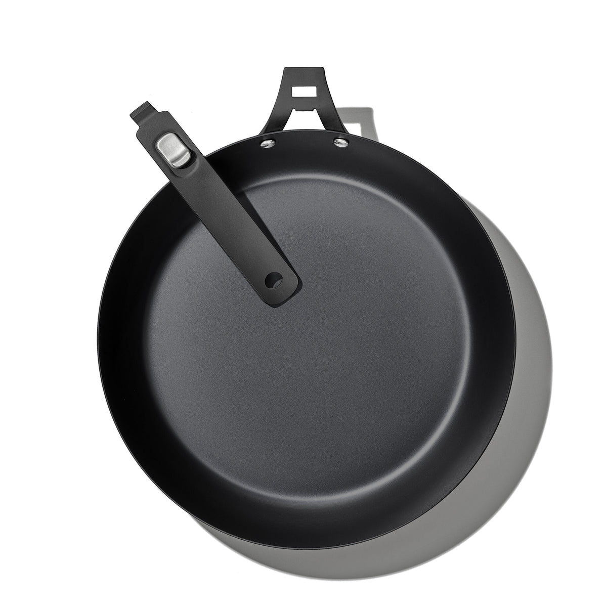 outdoor-12-inch-carbon-steel-pan-with-removable-handle-o3 od__2059650001_12incarbonsteelpan_59_rgb.jpg