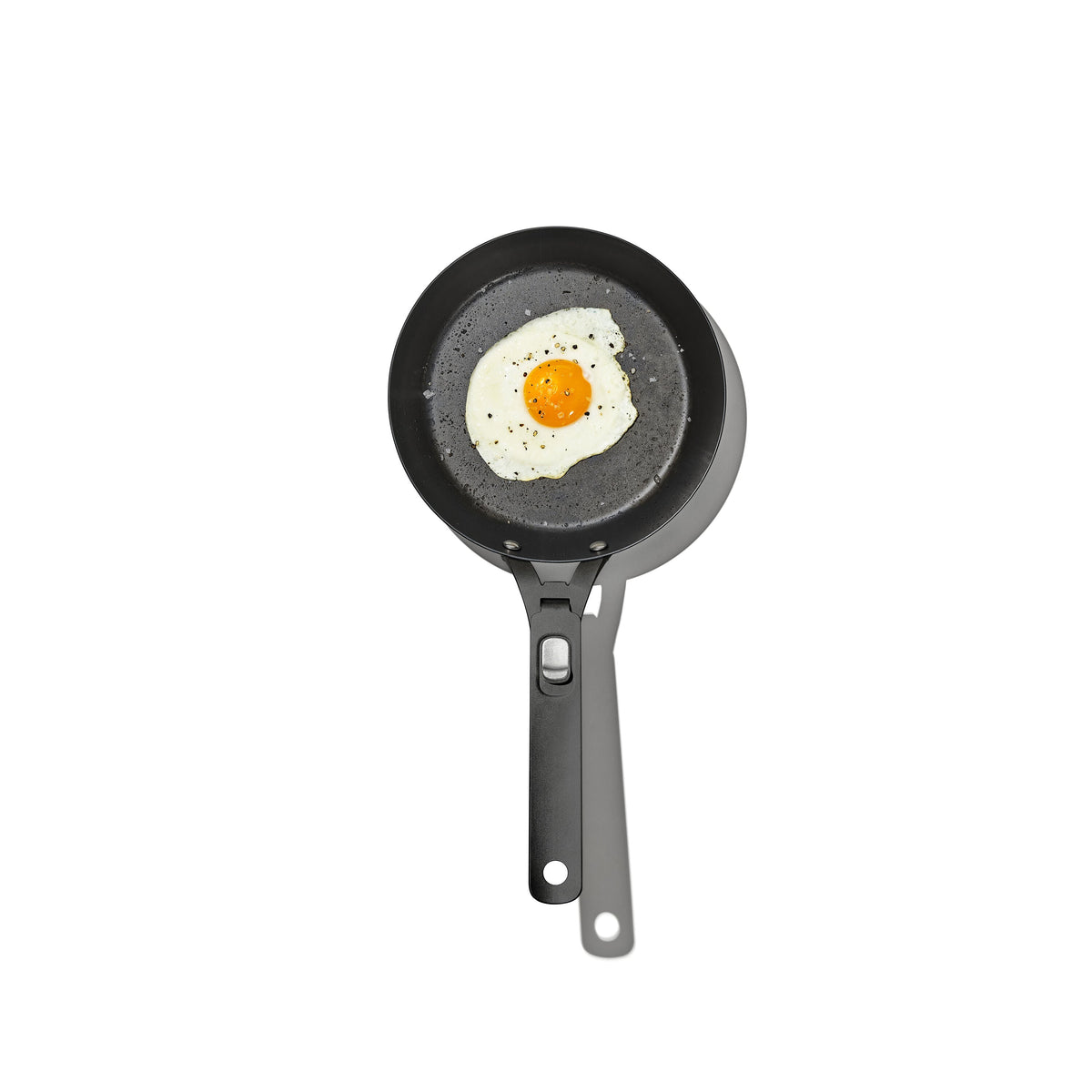 carbon-steel-with-removable-handle-8in-pan-b4 od__2059660001__8incarbonsteelpan_72_p_rgb_1.jpg