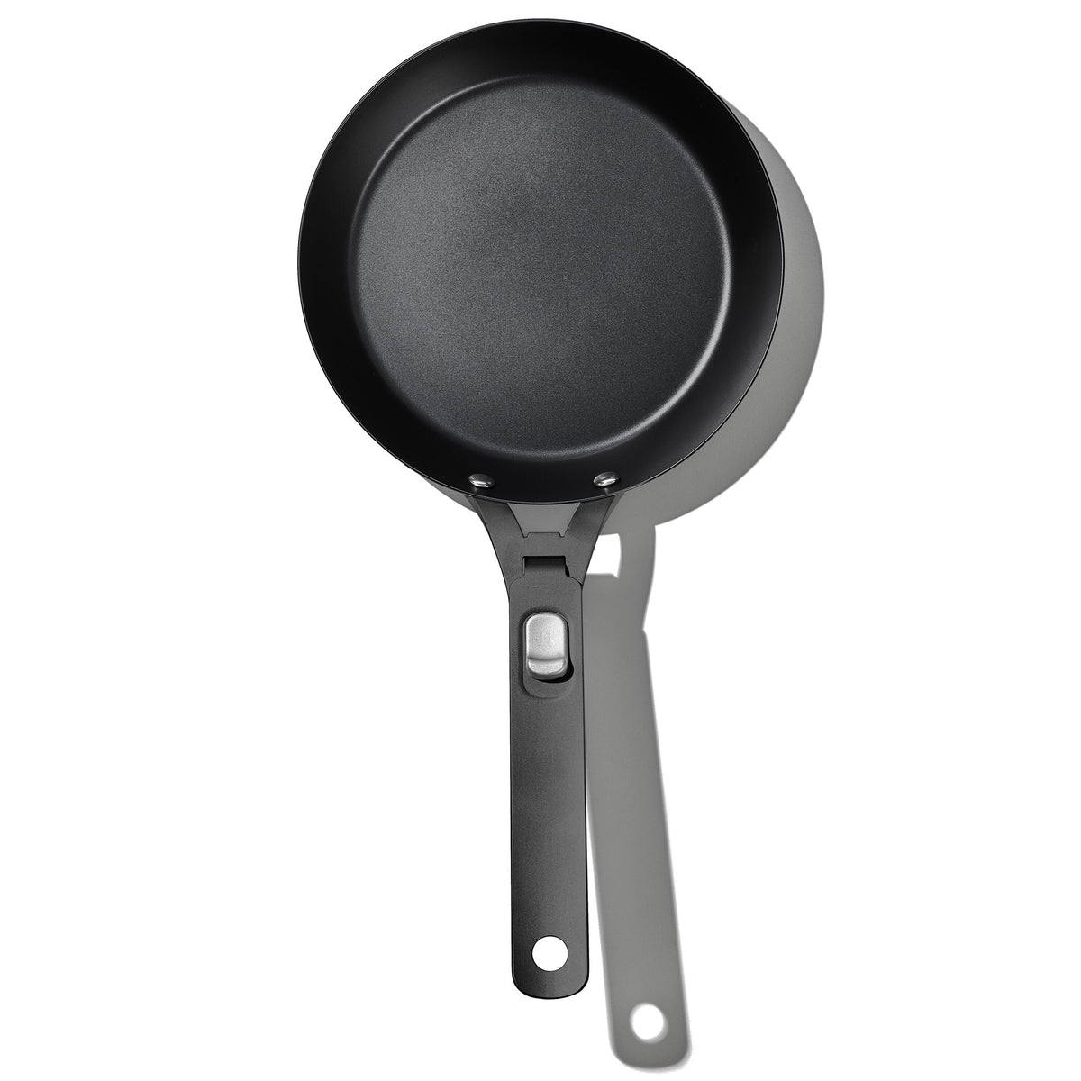 carbon-steel-with-removable-handle-8in-pan-b4 od__2059660001__8incarbonsteelpan_76_01_rgb.jpg