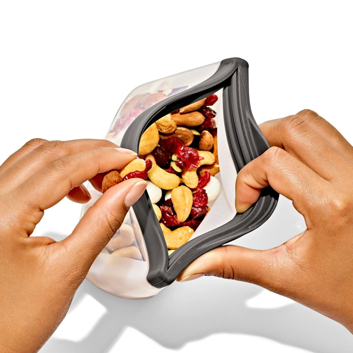 outdoor-silicone-reusable-stand-up-snack-bag-12-oz-n7 odr_9112800_siliconestandupsnack12oz_pdp_03.jpg