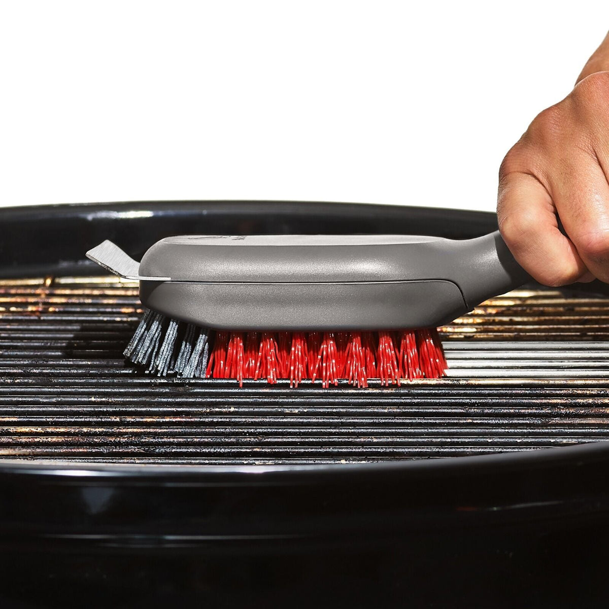 outdoor-nylon-grill-brush-set-of-2-replacement-heads-n0 odr_9210900_nylongrillbrushforcoldcleaningrpmheads_pdp_02.jpeg