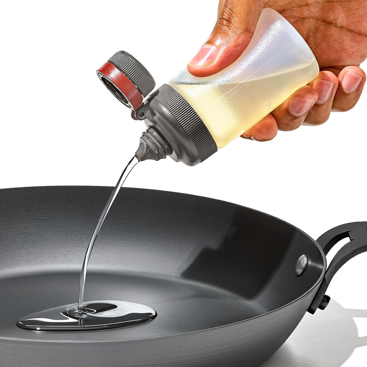 outdoor-7-piece-spice-shaker-and-squeeze-bottle-set-u5 odr_kitchen-prep-spice-sets-condiment_pdp_09.jpeg