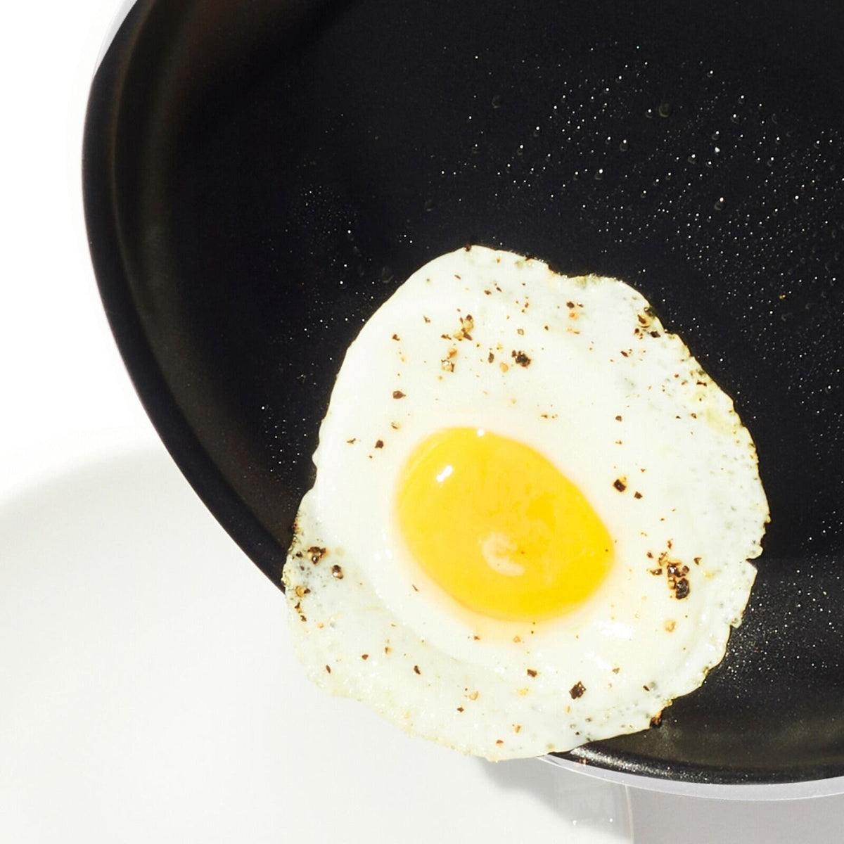 non-stick-pro-every-day-10-inch-fry-pan-k6 oxo_cc010469-001_nonstick-everyday-10in-fry-pan_pdp_02.jpg