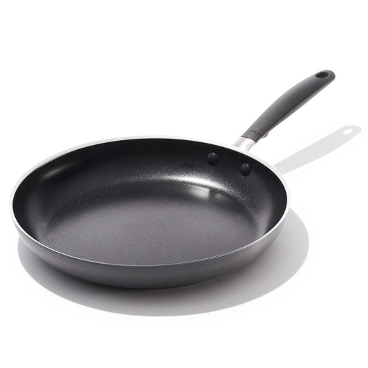 non-stick-pro-every-day-12-inch-frypan-v0 oxo_cc010470-001_nonstick-everyday-12in-fry-pan_pdp_01.jpg