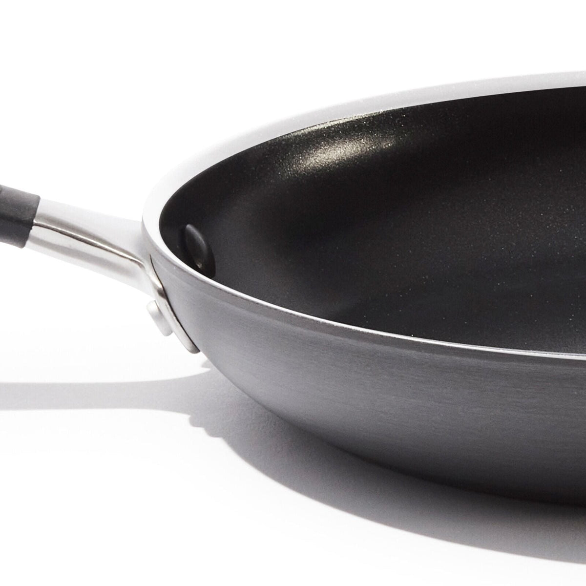 non-stick-pro-every-day-12-inch-frypan-v0 oxo_cc010470-001_nonstick-everyday-12in-fry-pan_pdp_06.jpg