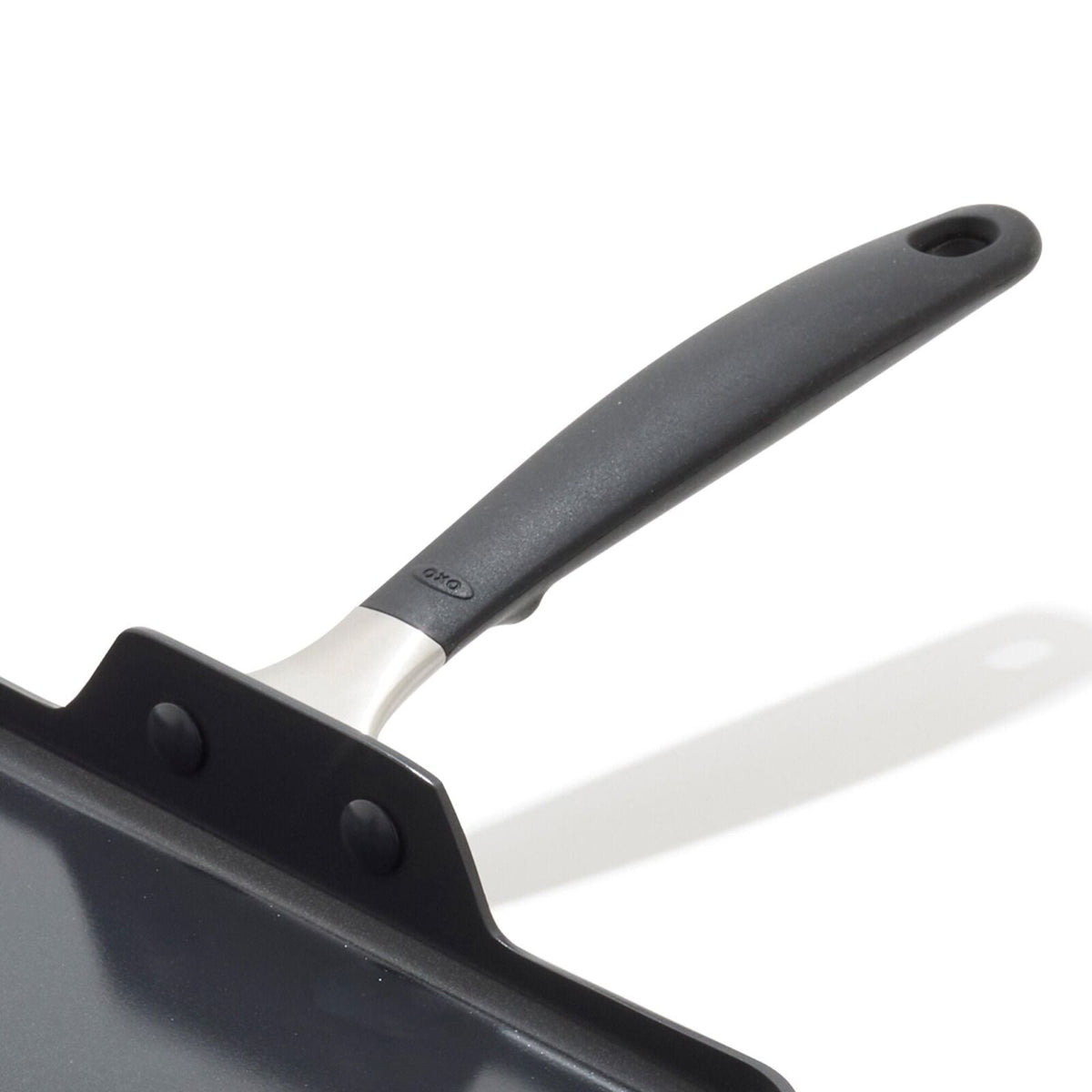 oxo-stainless-steel-everyday-11-in-square-griddle-n2 oxo_cc010472-001_nonstick-everyday-11in-square-griddle_pdp_04.jpg