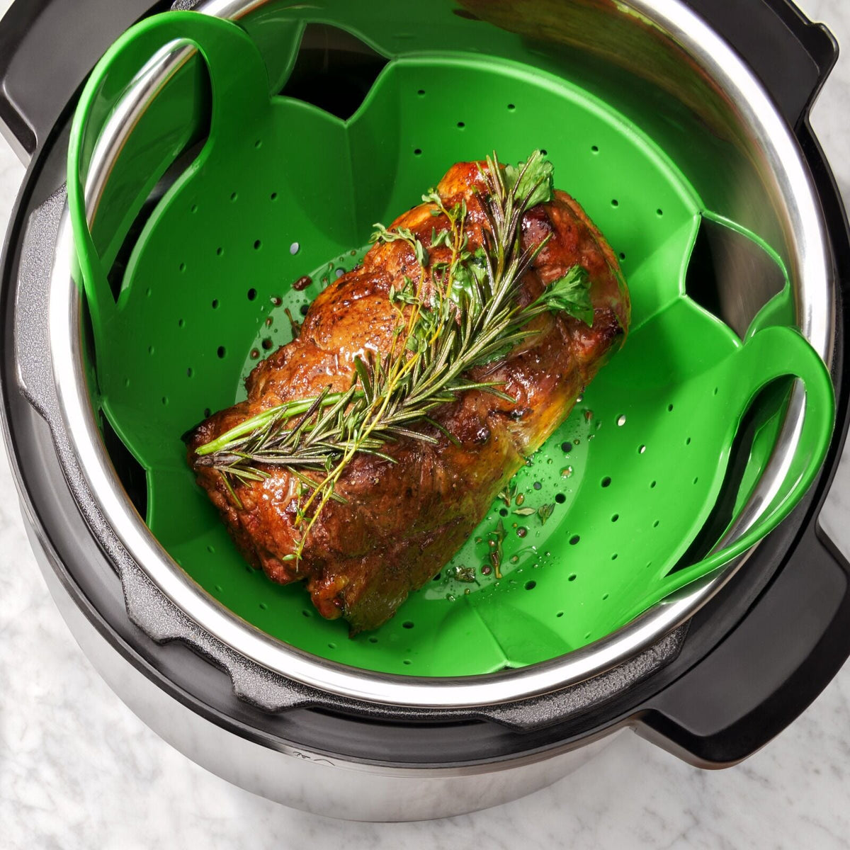 silicone-steamer-p5 oxo_food_silicone_steamer-1142380_011.jpg