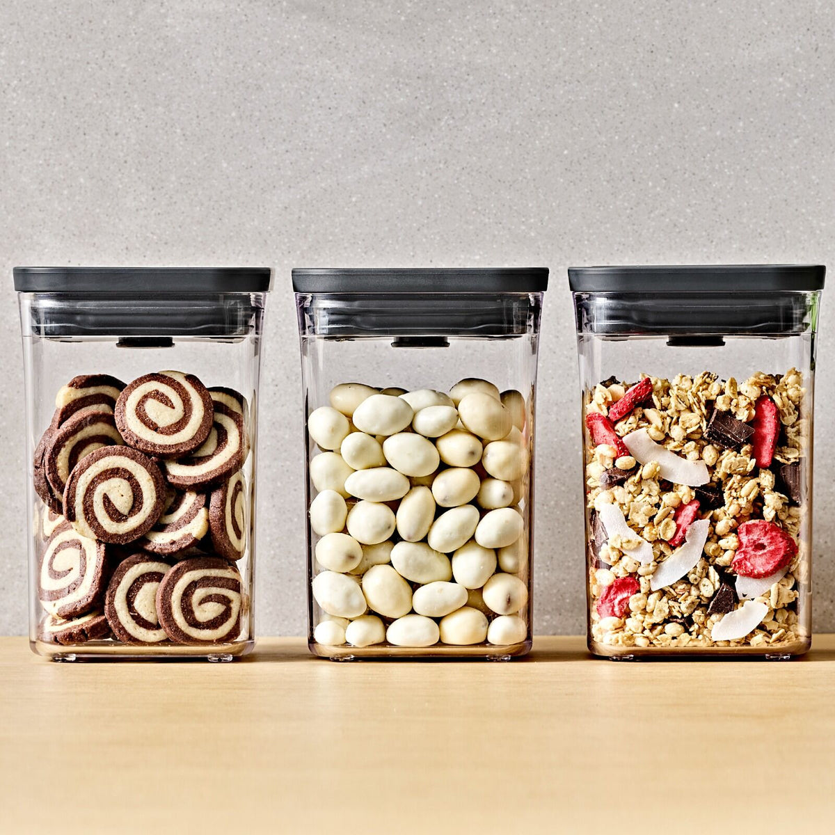 3-piece-pop-container-set-m5 oxo_gg_11430000_3piecepopcontainerset_matteblack_pdp_02.jpeg