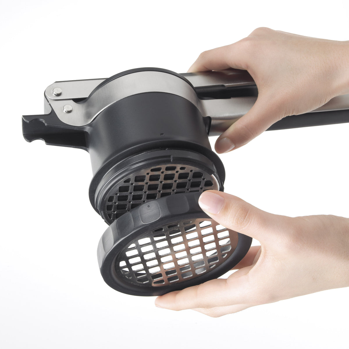 3-in-1-adjustable-potato-ricer-j0 oxo_good_grips_3-in-1_adjustable_potato_ricer_1129780_4.jpg