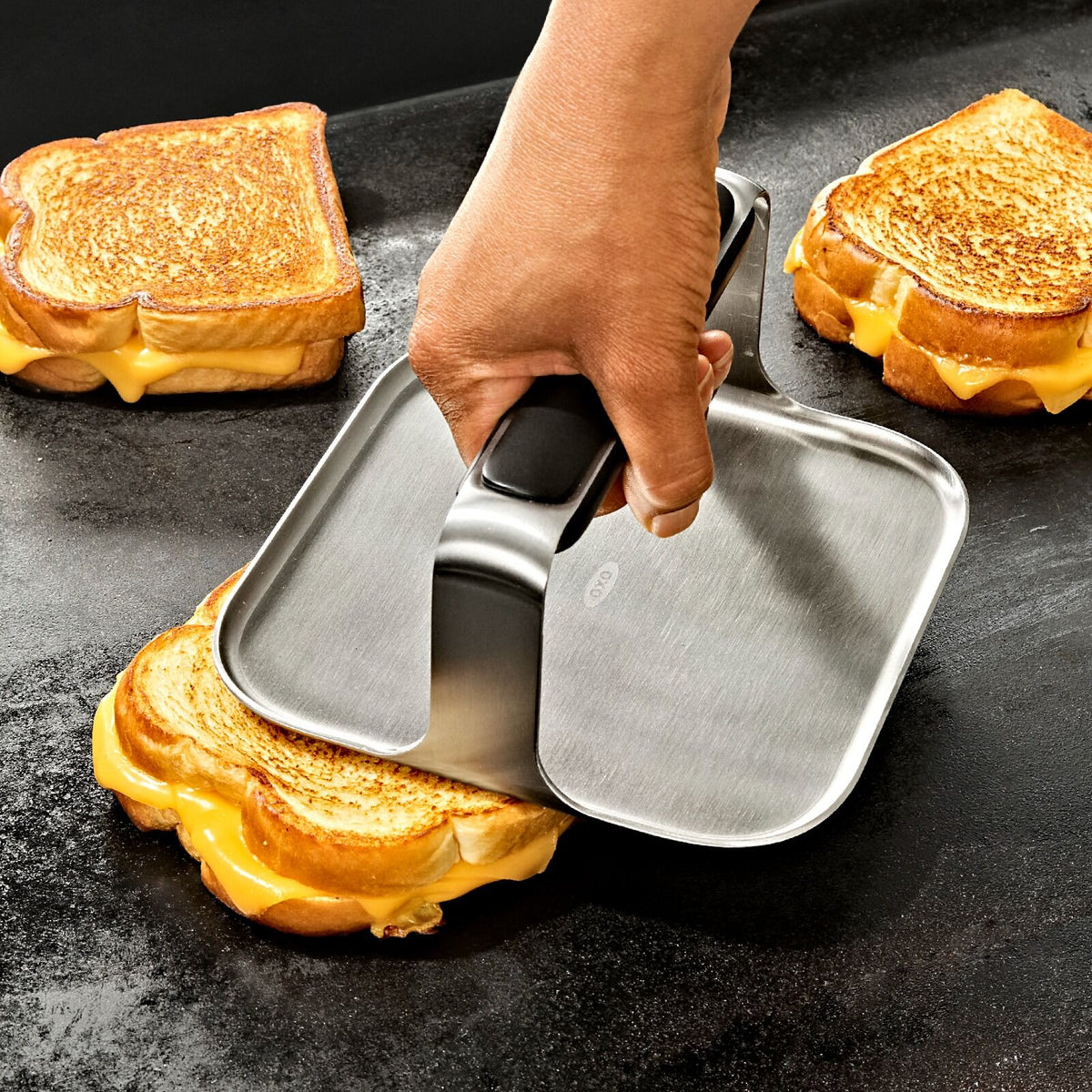 oxo-good-grips-griddle-press-p3 oxo_griddle-press_pdp_08.jpeg
