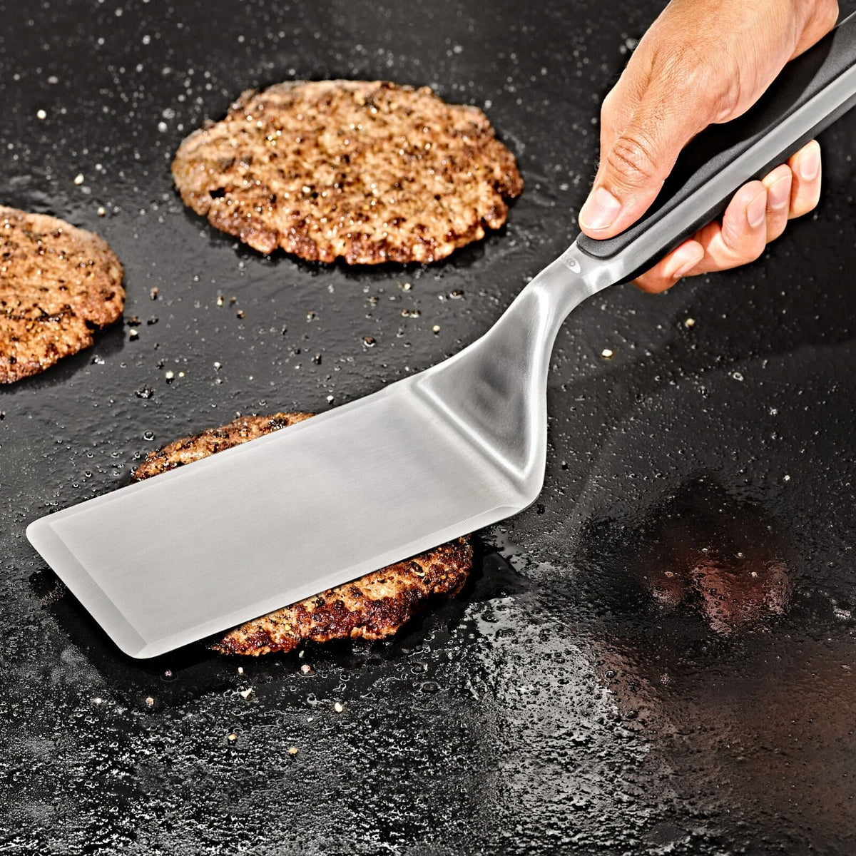 large-griddle-turner-q5 oxo_griddle-turner_pdp_01.jpeg