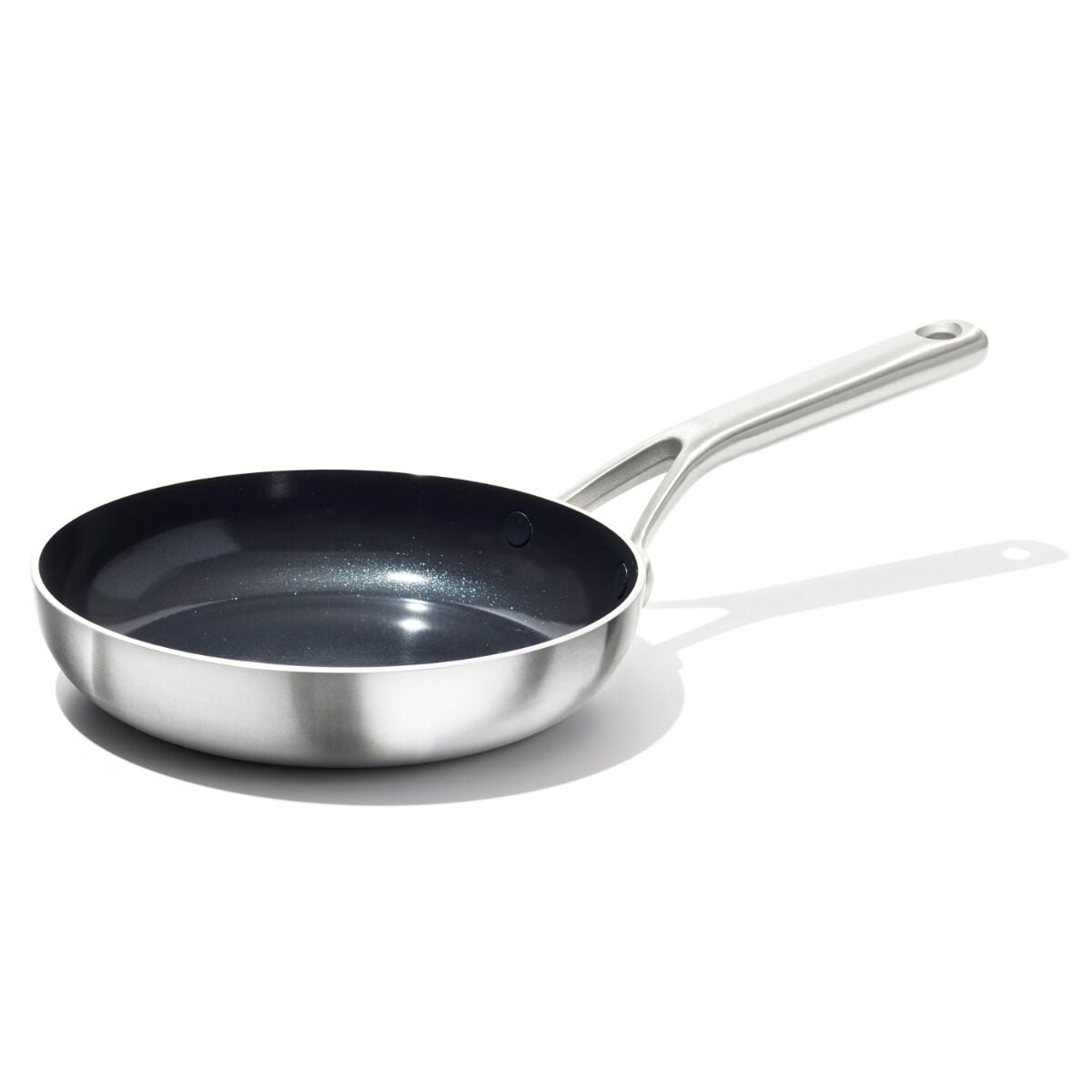stainless-steel-mira-series-8in-frypan-ceramic-z5 oxo_mss_ph00882_frypans_8in_ns_1060.jpg