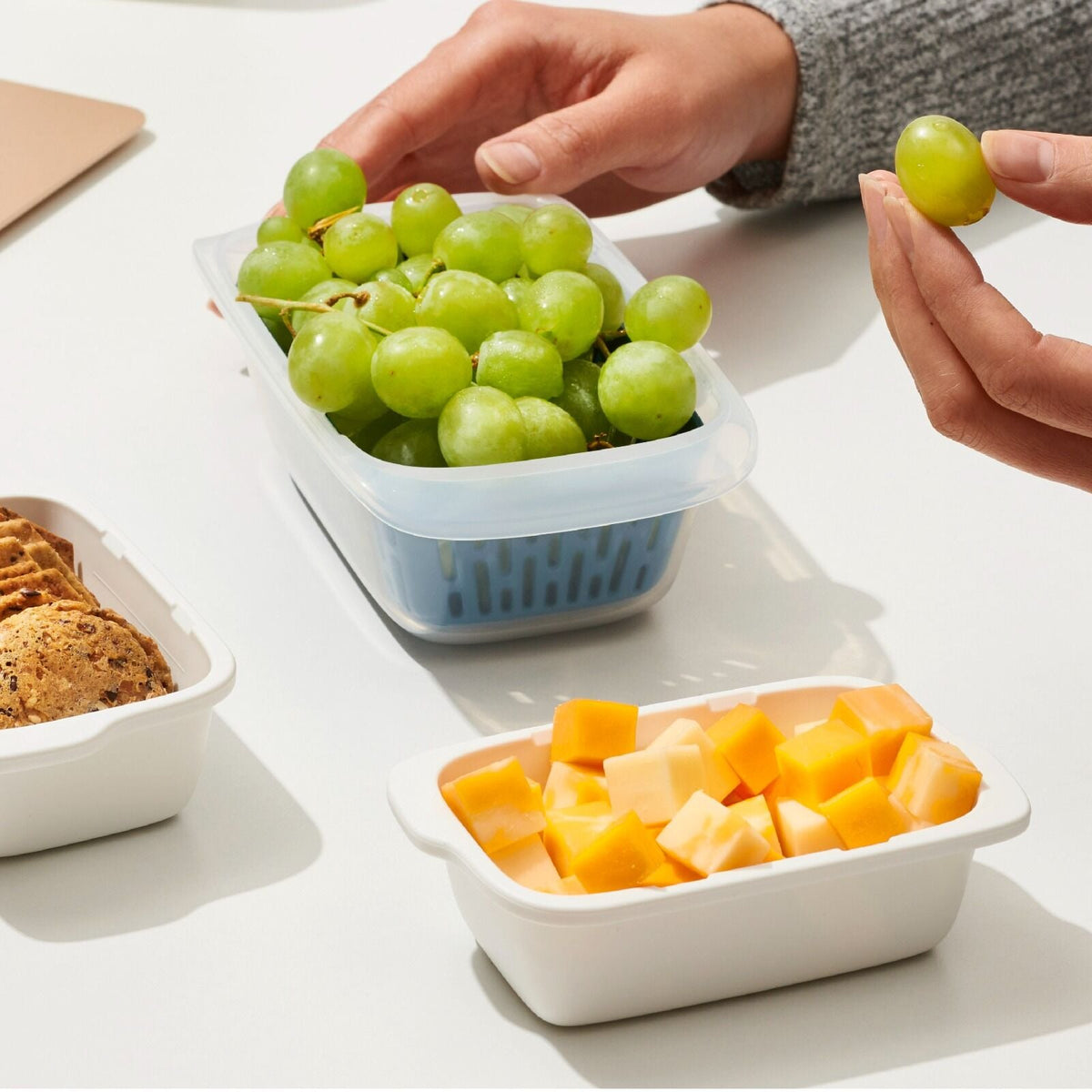 prep-and-go-container-with-colander-z5 oxo_prepgo_container-with-colander_apdp_pdp_04_1_.jpeg