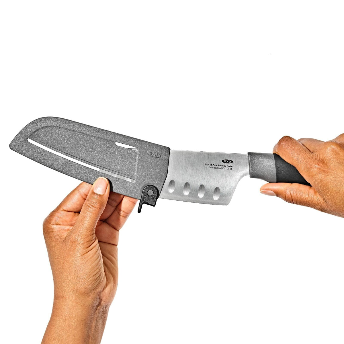 5-in-santoku-knife-with-locking-sheath-k7 oxo_santoku-knife-with-sheath_pdp_02.jpeg