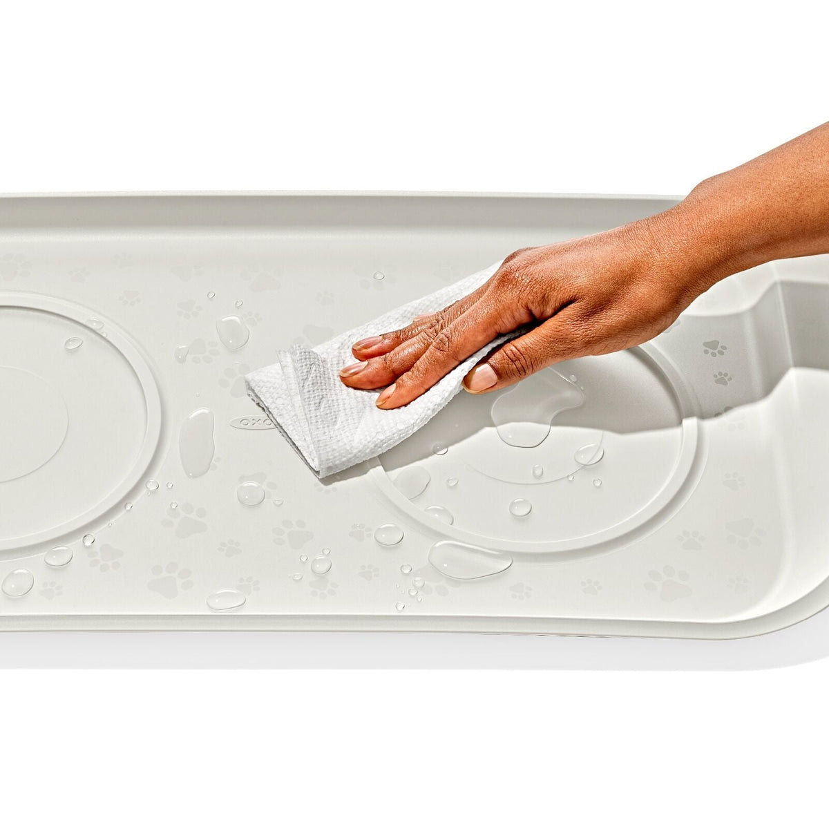 oxo-pet-easy-clean-feeding-mat-a2 pet_7101100_nonslip-feeding-mat_pdp_02.jpeg