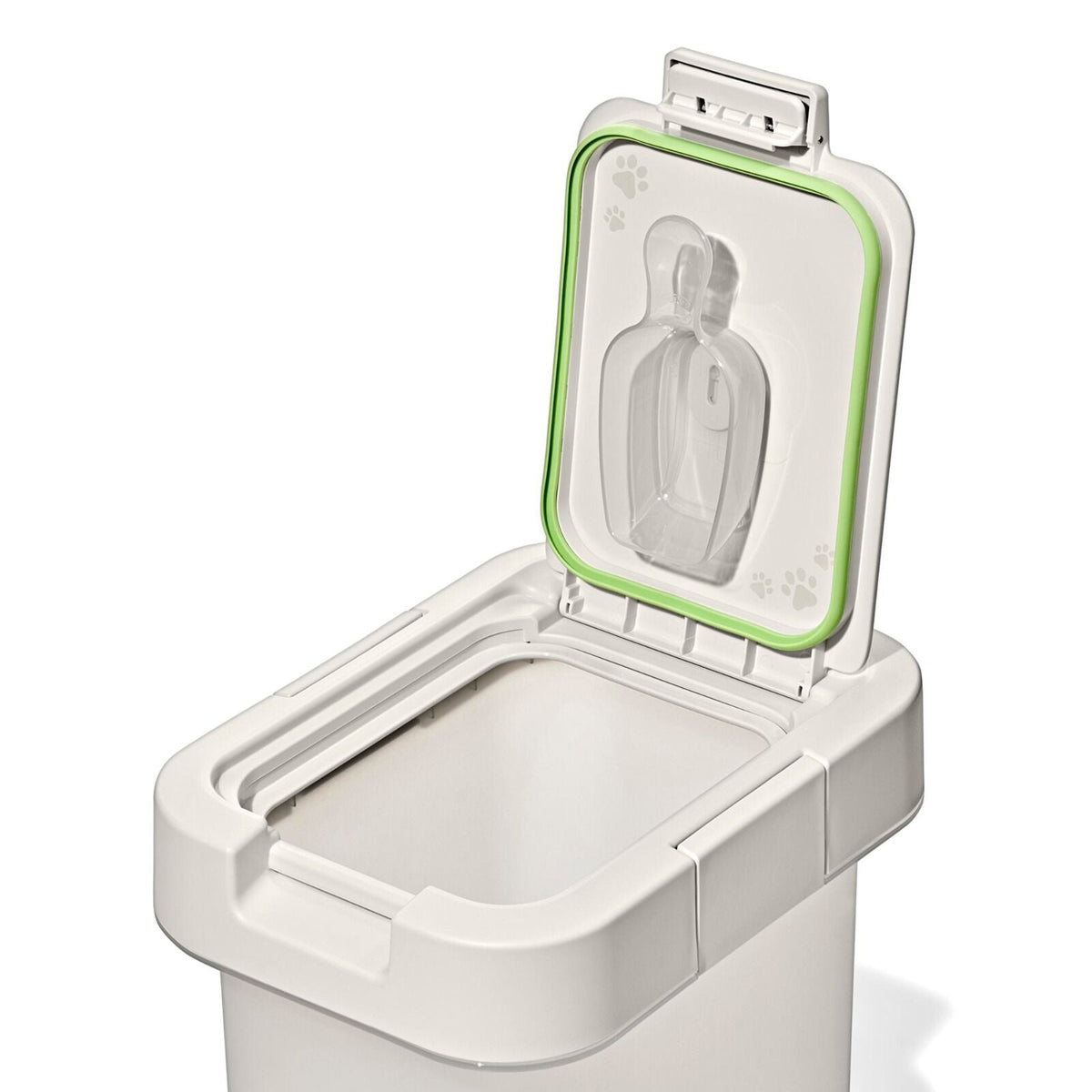 oxo-pet-airtight-food-container-with-scoop-small-l7 pet_7301700_airtight-food-container-small_pdp_04.jpg