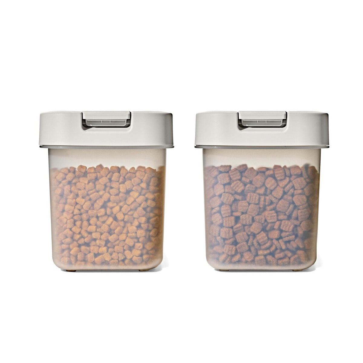 oxo-pet-airtight-food-container-with-scoop-small-l7 pet_7301700_airtight-food-container-small_pdp_06.jpg