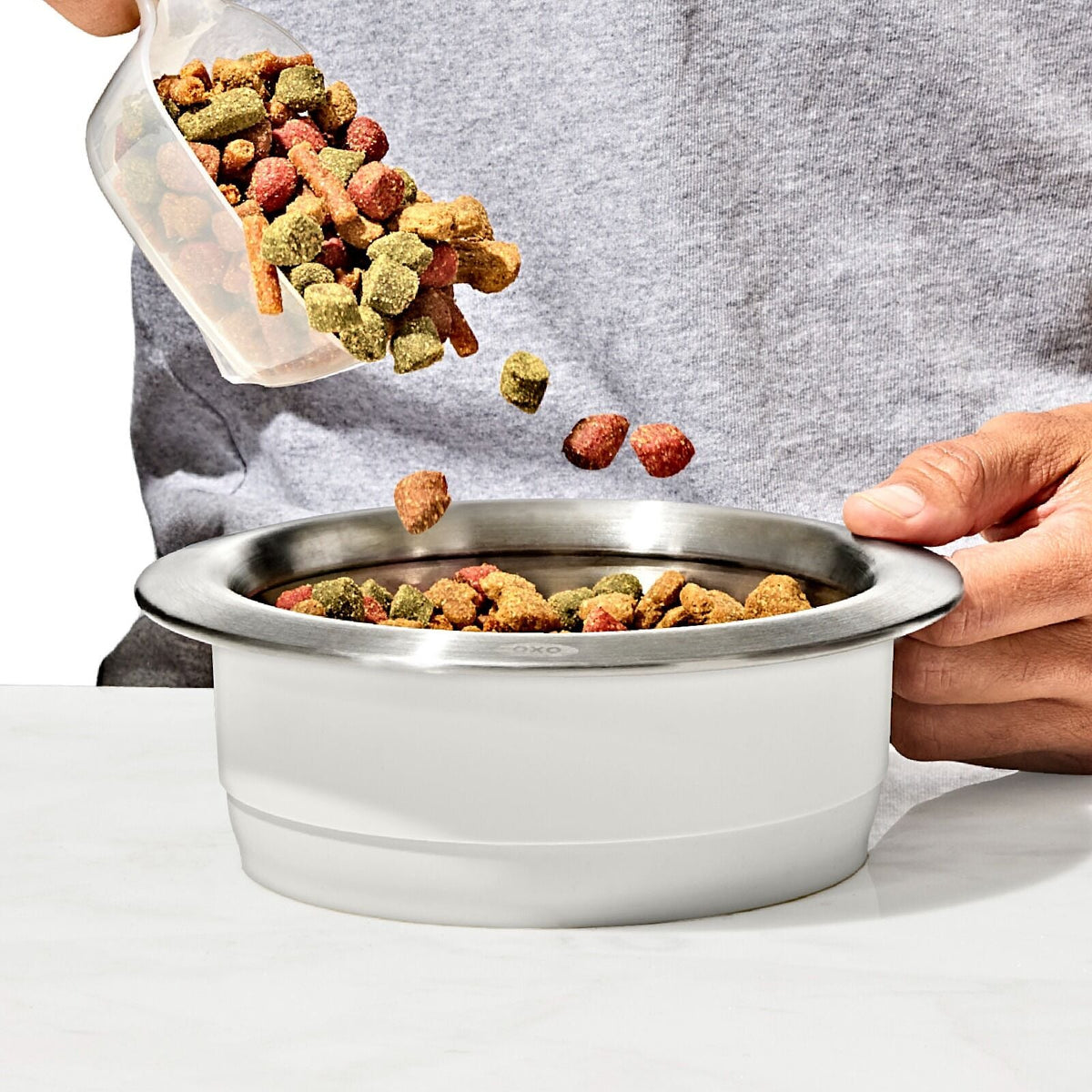 oxo-pet-easy-clean-slow-feeder-medium-2-cups-489-ml-z9 pet_nonslip-bowls-slow-feeders_pdp_04_1.jpeg