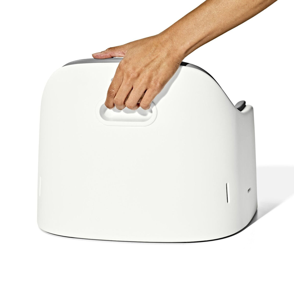 nest-booster-seat-with-removable-cushion-s8 t3r9asmfqnmfoz0qvmed.jpg