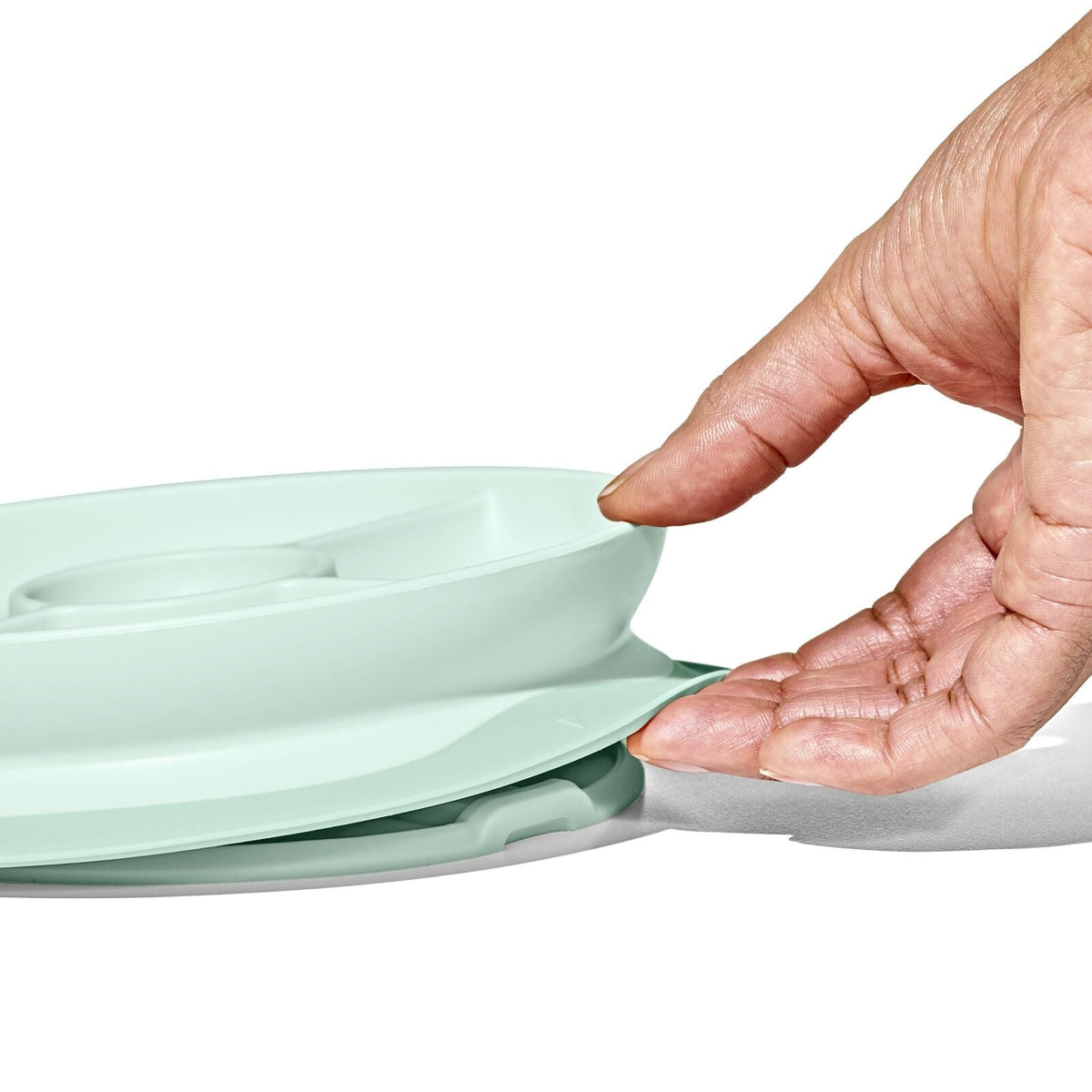 stick-and-stay-suction-divided-plate-q9 tot_61163500_stick-and-stay-divided-plate-opal_pdp_03.jpg