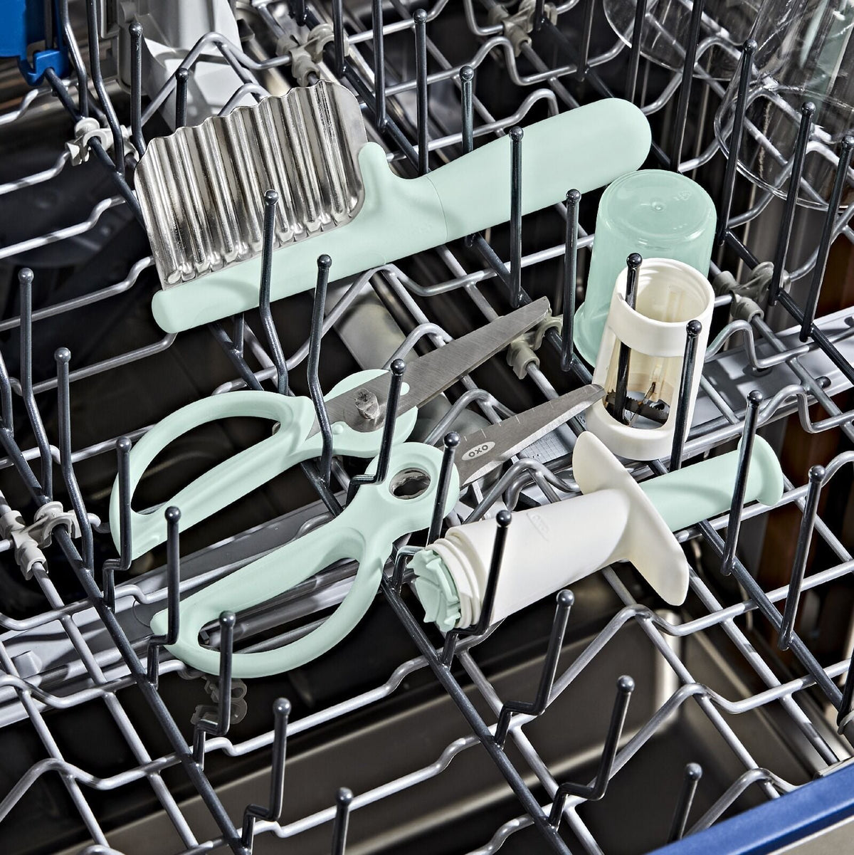 crinkle-cutter-r9 tot_61176500_crinkle-cutter-opal_pdp_06.jpeg