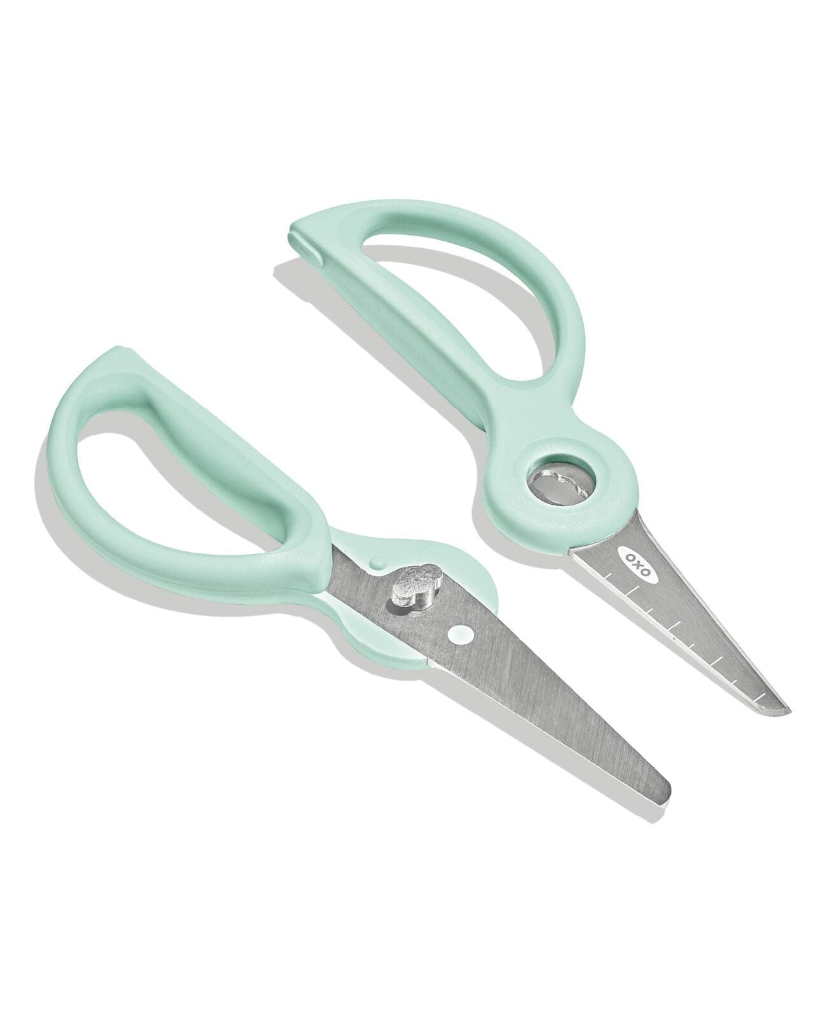 on-the-go-food-scissors-with-case-u8 tot_61176600_baby-food-scissors-opal_pdp_macys_05.jpeg