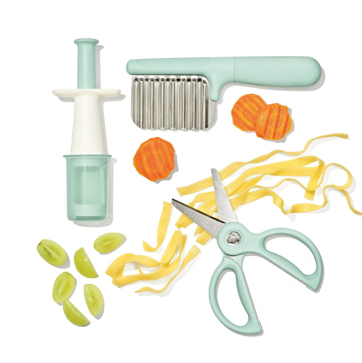 cut-and-prep-set-3-piece-h4 tot_61176700_baby-food-prep-set_pdp_01.jpeg