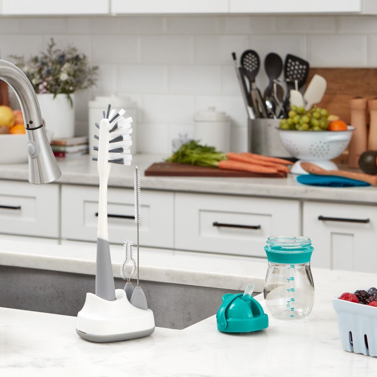 water-bottle-and-straw-cup-cleaning-set-r0 tot_62116600_9.jpg