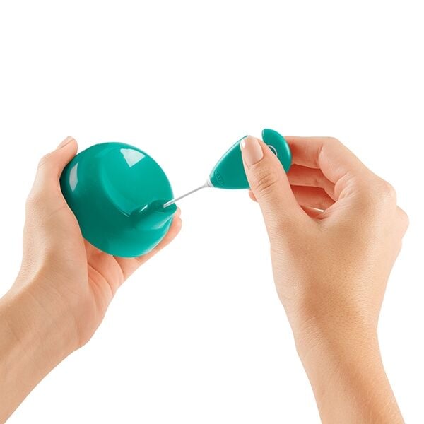 cleaning-set-for-straw-and-sippy-cups-v0 tot_62123100_4a.jpg