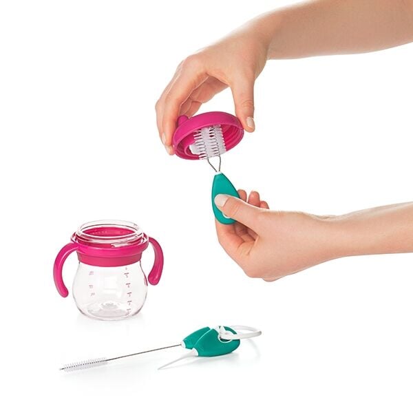 cleaning-set-for-straw-and-sippy-cups-v0 tot_62123100_4c.jpg