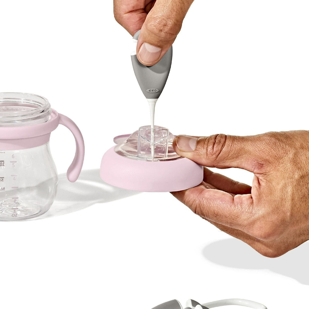 cleaning-set-for-straw-and-sippy-cup-w6 tot_62174500_cleaning-set-straw-sippy-cup_pdp_03.jpeg