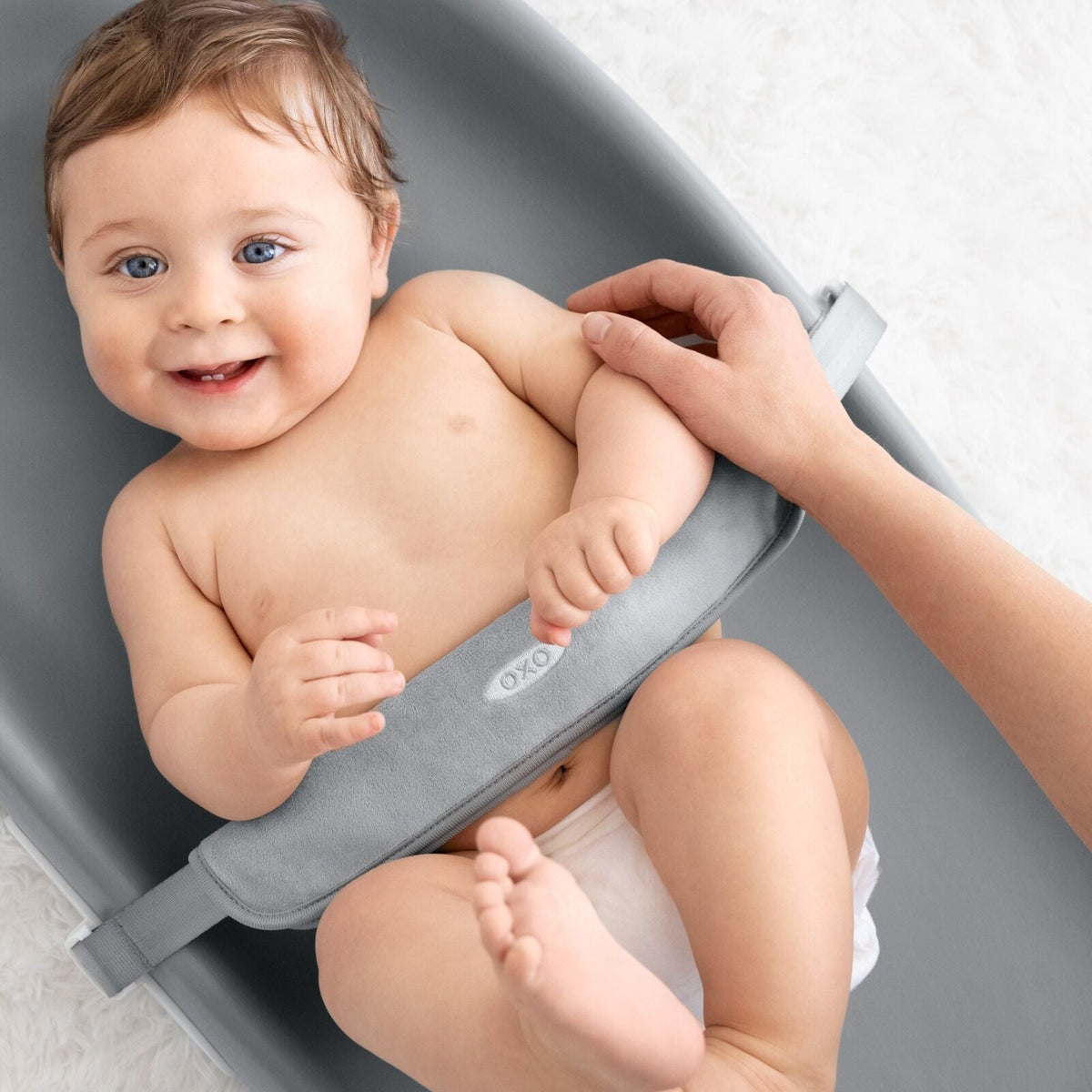 tot-changing-pad-gray-s8 tot_63154800_changingpad_pdp_05.jpg