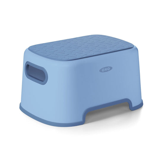 step-stool-dusk-k9 tot_63171600_step-stool-dusk_00_main.jpeg