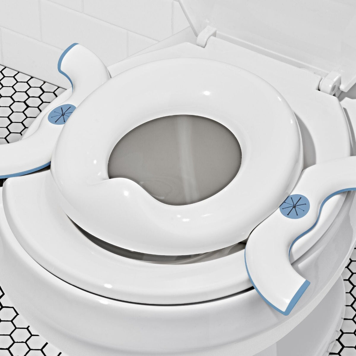 oxo-tot-2-in-1-go-potty-dusk-e1 tot_63172100_2in1-go-potty-dusk_pdp_03.jpeg