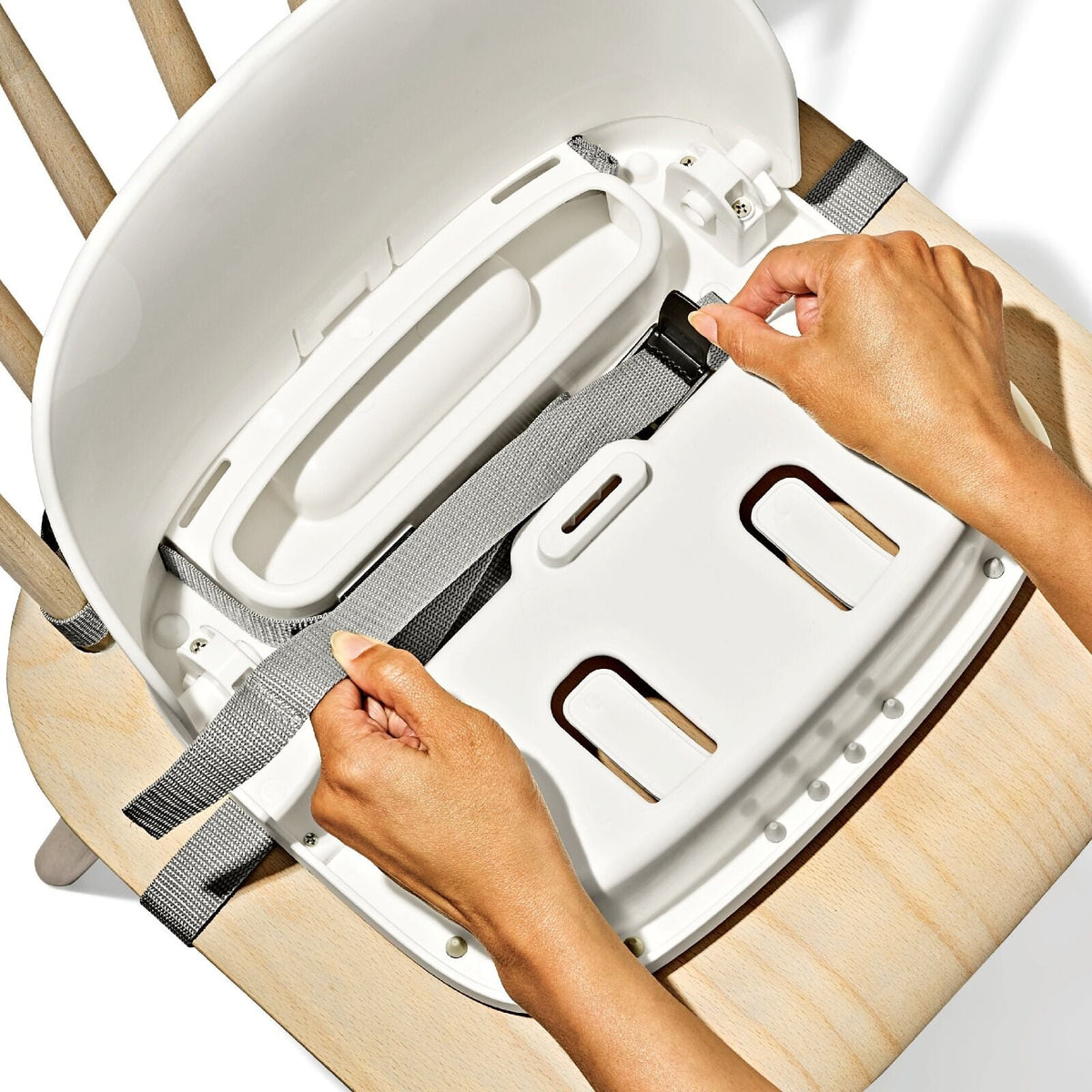 perch-booster-seat-with-straps-p5 tot_63172900_perch-booster-seat-blossom_pdp_02.jpeg